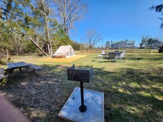 Camping on a Farm - Fredericksburg - 1