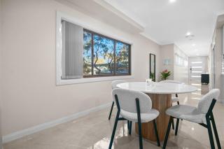 Lakedge Home - 8