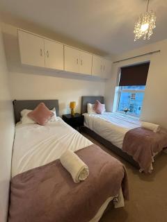 Stunning 2BR house in Colchester - 2