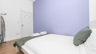 Brilliant 2 Bedrooms Flat Next to The Station - 5