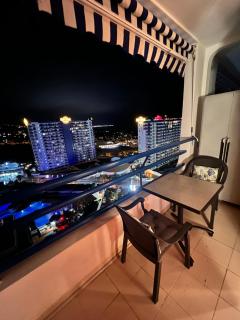 Ocean Mountain Suite - 1
