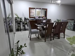 casa de familia - 2