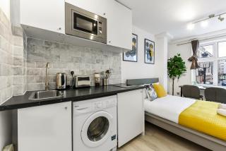 Cosy Farringdon Apartments - 9