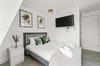 Cosy Farringdon Apartments - 1