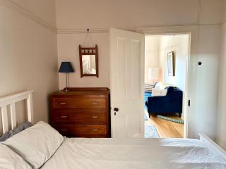 Stunning Keppel St Federation Cottage - 8