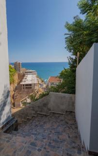 Beachside Holiday Home - 2