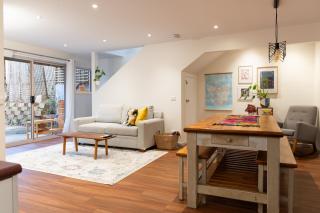 One Bedroom Apartment - Dynnyrne - - 0