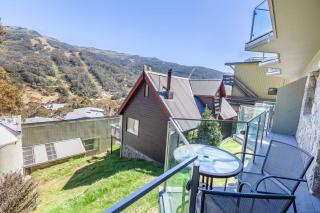 Lantern 07 - Balcony - 3