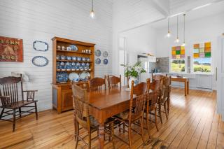 Yarrum Downs House - Luxury Farmstay - 5 min to beach - 5