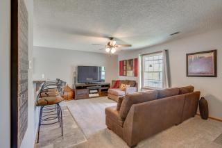 about 1 Mi to Shopping and Dining Quiet St Joseph Home - Saint Joseph - 2