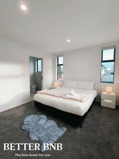Modern and New 3 Beds fancy home - Upper Hutt - 8