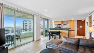 QV Stays Upscale Urban Sanctuary - 4