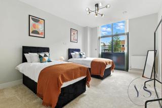 4BR Penthouse Birmingham Parking Games Room WiFi - Birmingham - 0