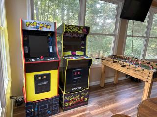 Bear Cabin-3 BR 2 Bath with Indoor Hot tub-one level-Pool Pass-Pet welcome - 4