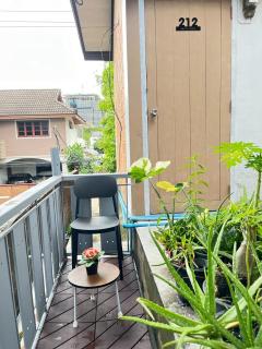 212 Cozy room with private balcony - 1