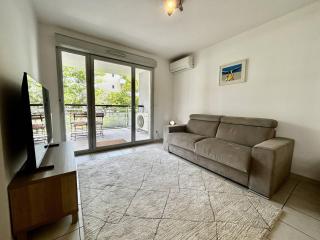 Appartement 2 pièces avec terrasse et garage à Antibes - FR-1-252-201 - 1