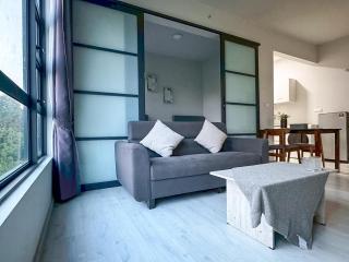 适合全家入住 Jesselton Quay高楼层日落景公寓 近Suria & Gaya街 Perfect for Families High-Floor Sunset Condo at Jesselton Quay Near Suria and Gaya Street - 0