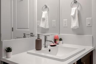 New 2BD Suite Near Events Center - 5