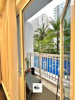 Direct to pool unit Shore Residences Condominium MOA Complex - 0