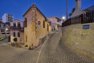 Artemis Luxury Home - 3