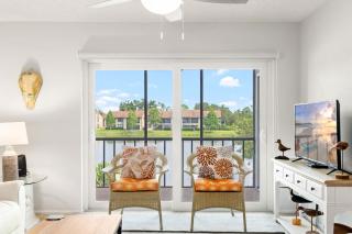 Modern Condo on the lake Oldsmar FL - 7