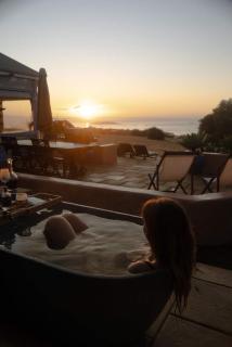 Luxury Couples Hideaway by the Sea - Waitpinga - 9