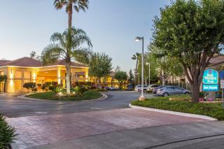 Best Western Plus Dixon Davis - 8