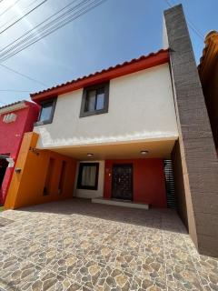 Casa cerca de cosulado - Senecú - 0