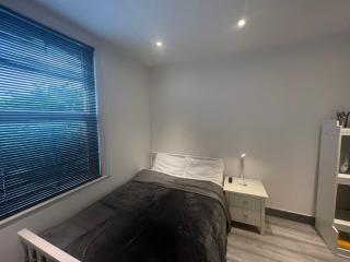 UrbanNess Stays - Rooms with Stylish Comfort in the Heart of Croydon - 2