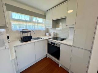 Beach Cottage 37 - Coastal Getaway, Minutes from the Beach - Westward Ho - 7