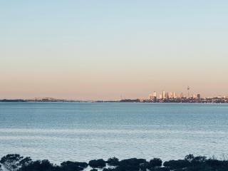 Auckland Sunrise Sea View - 5