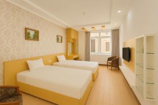 Eco Nest Signature Hotel - 3