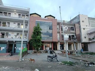 Hotel O Vrishti Residency And Hotels - Noida - 6
