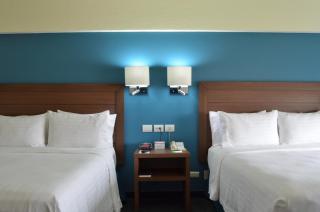 Holiday Inn Guadalajara Expo Plaza del Sol by IHG - 1