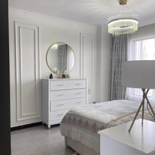 executive fully furnished apartments with luxurious facilities which features a breathtaking city views and close proximity to major shopping malls thus offering a high end lifestyle - 9