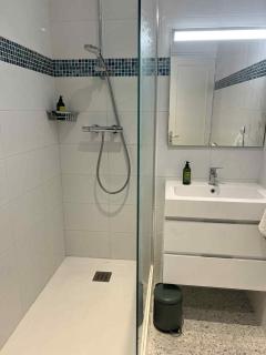 Appartement vue imprenable à 10 mn à pied du vieux port - 2