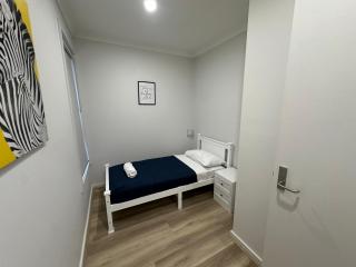 Special Retreat-Beveridge - - 7