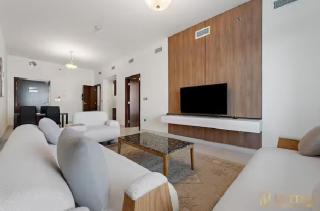 Amazing Sea View Stunning 1 BR Palm Jumeirah - 4