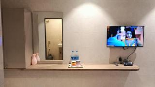 Hotel Eastern Plaza - 5