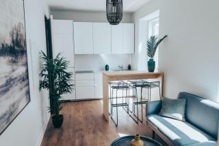 Cozy 1BR Getaway Intendente | By Airnest - Lisbona - 0