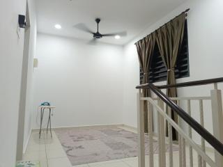 Ziroz Homestay Murah Melaka - 9