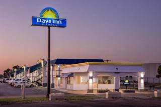 Days Inn by Wyndham Salina South - Salina - 7