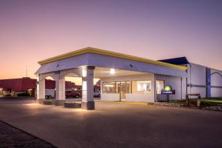 Days Inn by Wyndham Salina South - Salina - 4