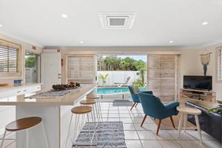Barefoot in Lennox- Beachfront Pool - 8