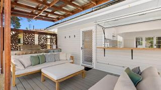 Cute Beach Cottage - Absolute Beach Front - Toukley - 1