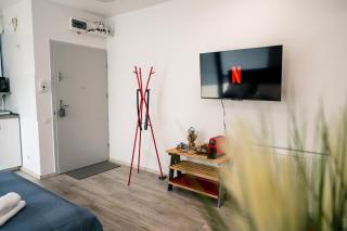 Caluna Studio near City Center - 9