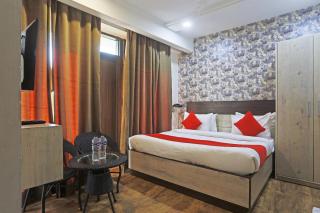 Hotel Aerostar Gold Near Yashobhoomi Conventioin Center - New Delhi - 9