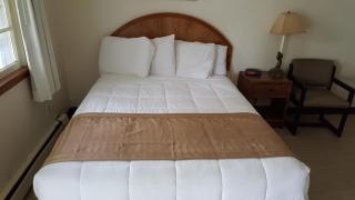 Budget Host Inn - Detroit Lakes - 1