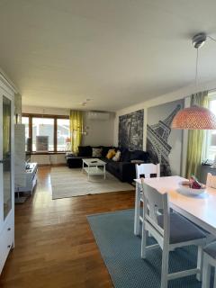 Centralt belägen villa i Öjebyn, Piteå - 9