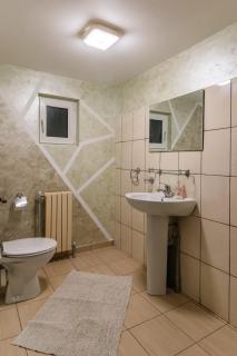 La Conacul Dintre Munți - 7